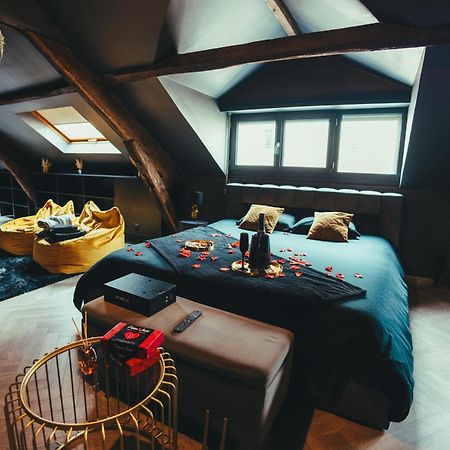 La Marble Room - Suite Balneo & Sauna Angers Esterno foto