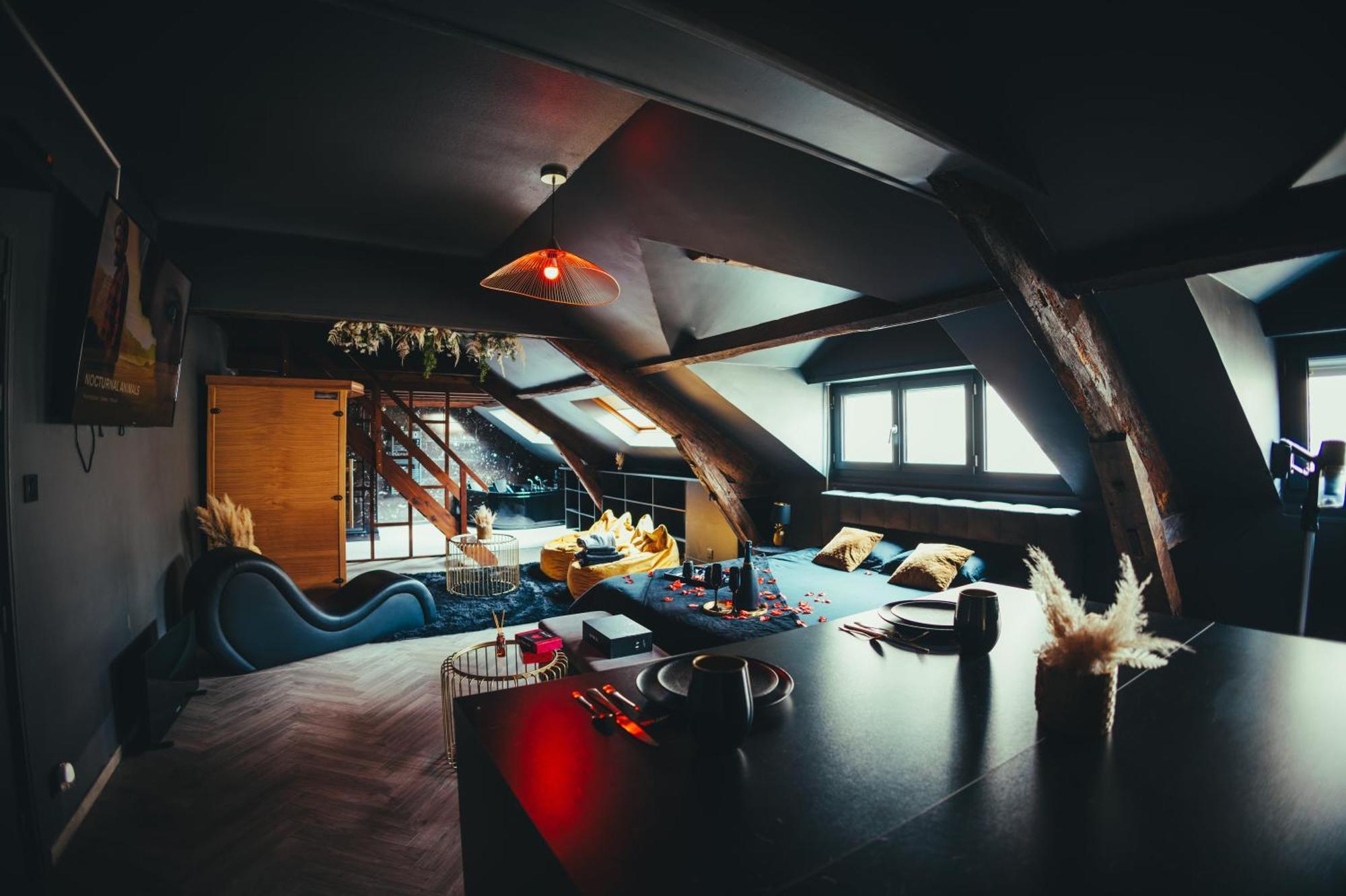 La Marble Room - Suite Balneo & Sauna Angers Esterno foto
